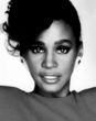 Whitney Houston fue encontrada boca abajo en la bañera de su habitación