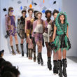 Desfile de Custo en la Mercedes Fashion Week de Nueva York Desfile de Custo en la Mercedes Fashion Week de Nueva York