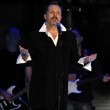 ¡La producción no se detendrán hacer tener a Bosé dentro de su staff!