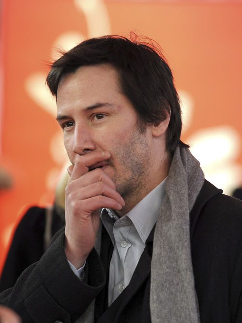 Keanu Reeves, Brad Pitt, George Clooney - Keanu Reeves reconoció en el diario 'Independent' que sufrió la archiconocida crisis de los 40 Keanu Reeves, Brad Pitt, George Clooney - Keanu Reeves reconoció en el diario 'Independent' que sufrió la archiconocida crisis de los 40