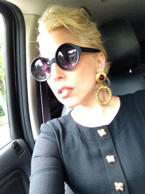 Lady GaGa - Lady Gaga, ahora censurada en Indonesia Lady GaGa - Lady Gaga, ahora censurada en Indonesia